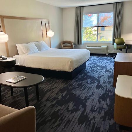 Fairfield Inn & Suites Detroit פרמינגטון הילס מראה חיצוני תמונה