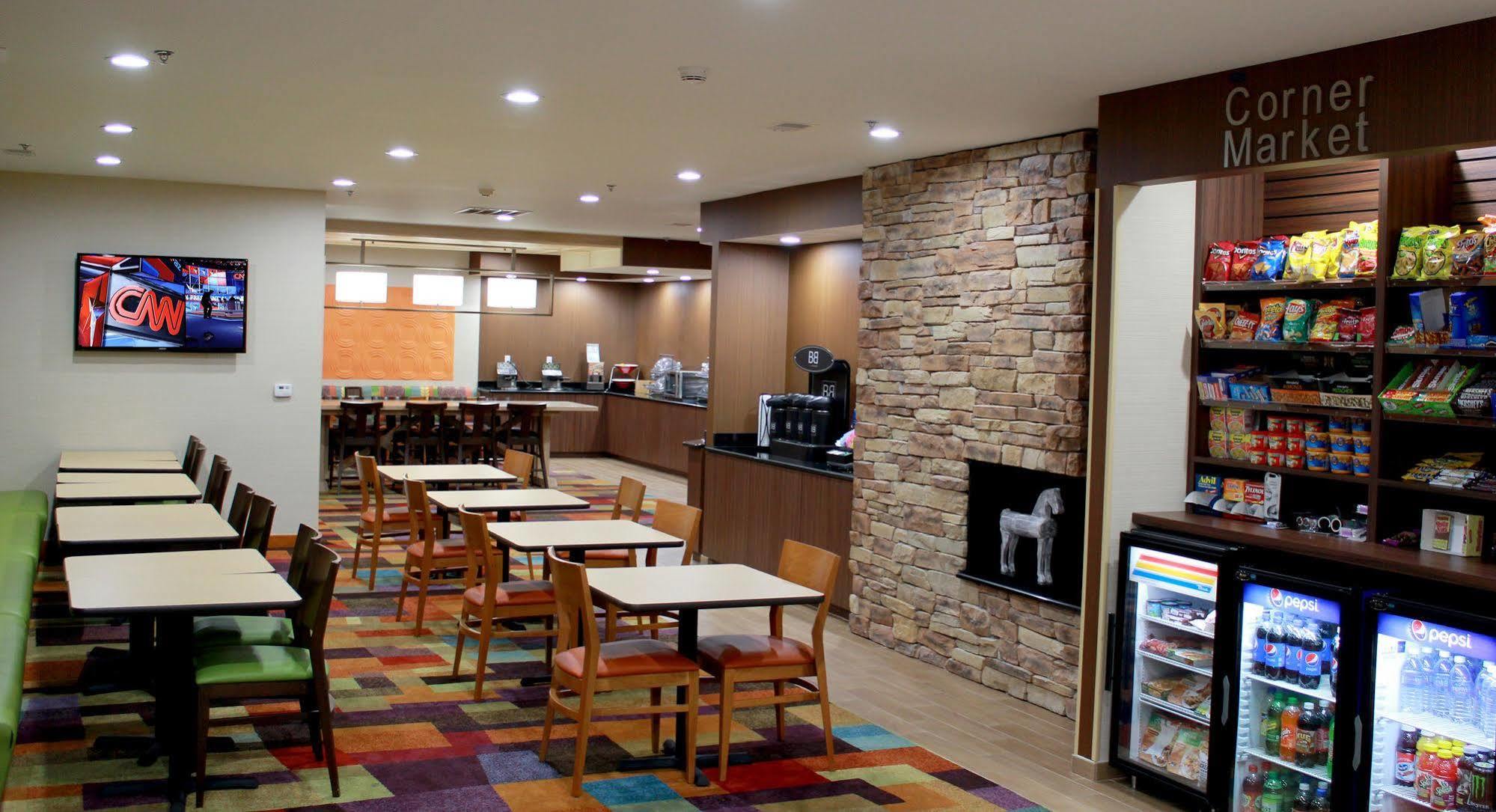 Fairfield Inn & Suites Detroit פרמינגטון הילס מראה חיצוני תמונה